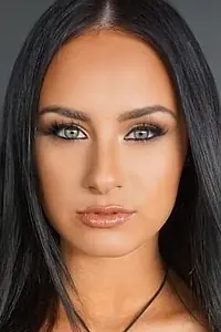Актриса Kylie Walton — главное фото персоны