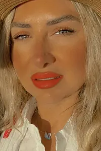 Актриса Reem Sabouny — главное фото персоны