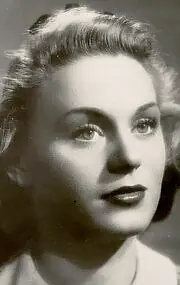 Актриса Луизелла Беги — фото персоны