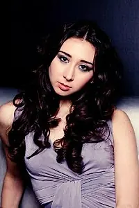 Актриса Ecem Uzgor — фото персоны