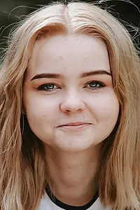 Актриса Софи Сэндерсон — фото персоны