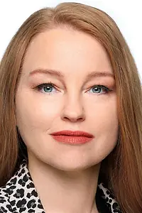 Актриса Сара Шехтер — фото персоны