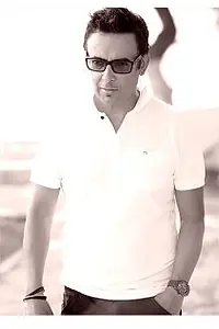 Актёр Raj Suri — главное фото персоны