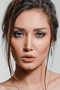 Актриса Юлдуз Раджабова — фото персоны