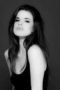 Актриса Chloe Barcelou — фото персоны
