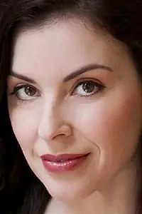Актриса Ариана Ракл — фото персоны