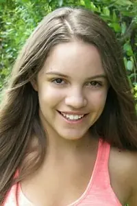 Актриса Alyssa Hodges — фото персоны