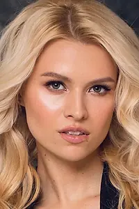 Актриса Александра Парьева — фото персоны