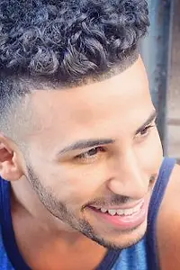 Актёр Adam Saleh — главное фото персоны
