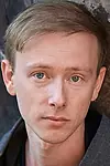 Актёр Артём Мельничук — превью фото персоны