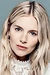 Актриса Сиенна Миллер — превью фото персоны