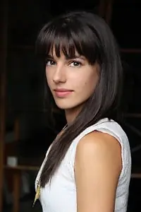 Актриса Kristina Paras — фото персоны