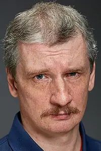 Актёр Евгений Такуев — фото персоны