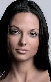 Актриса Полина Поликанова — фото персоны