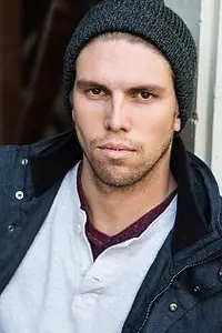 Актёр Мэттью Холкомб — главное фото персоны