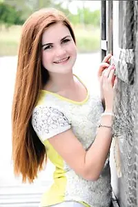 Актриса Saylor Spees — главное фото персоны