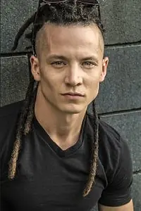 Актёр Энок Агуадо — главное фото персоны
