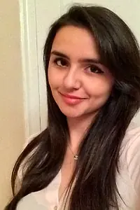 Актриса Leah Khambata — фото персоны