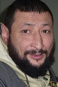 Актёр Эркин Исманов — фото персоны