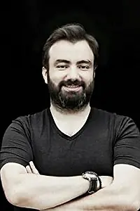 Актёр Юсуф Эсенкал — фото персоны