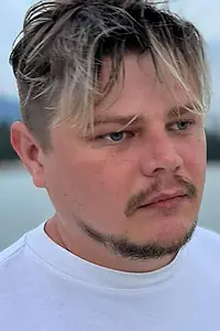 Актёр Максим Жуков — фото персоны