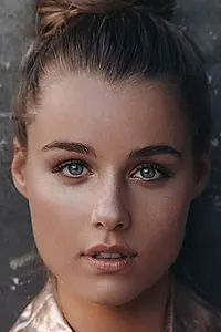 Актриса Kelly Bailey — главное фото персоны
