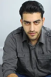 Актёр Araz Yaghoubi — главное фото персоны