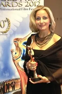 Актёр Yana Gibbs — главное фото персоны