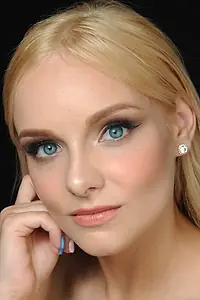 Актриса Алиса Замятина — главное фото персоны