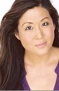 Актриса Helen Cho — главное фото персоны