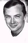 Актёр Dean Busch — превью фото персоны
