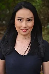 Актриса Lumi Kim — фото персоны