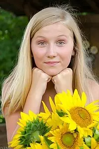 Актриса Hannah Love — главное фото персоны