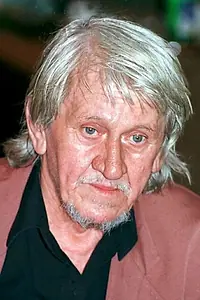 Актёр Юлиус Вашек — фото персоны