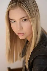 Актриса Karina Bezell — фото персоны