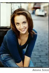 Актриса Ariana Seigel — фото персоны