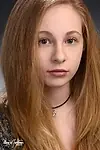 Актриса Эшли Абрамс — превью фото персоны