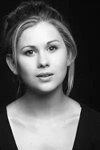 Актриса Fleur Hanby — главное фото персоны
