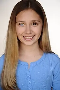 Актриса Lauren Claire Bullock — фото персоны
