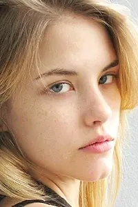 Актриса Эшли Смит — фото персоны