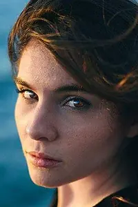 Актриса Alice Canzonieri — главное фото персоны