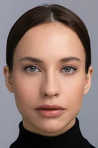 Актриса Алёна Савастова — фото персоны