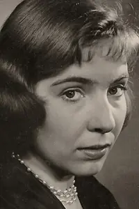 Актриса Рената Оларова — фото персоны