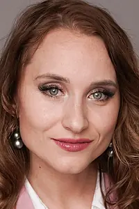 Актриса Юлия Попова — фото персоны
