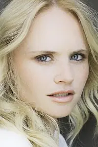 Актриса Amanda Rhodes — фото персоны