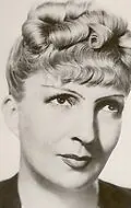Актриса Сюзанн Деэлли — фото персоны