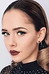 Актриса Юлия Санина — превью фото персоны