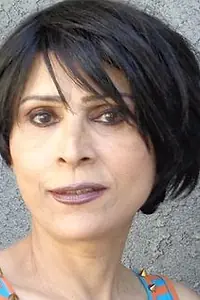 Актриса Aziza Qureshi — фото персоны
