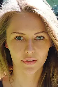 Актриса Оксана Сырцова — фото персоны