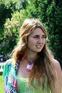 Актриса Anouk Dugas — фото персоны